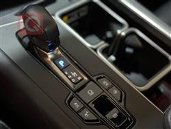 Lexus TX